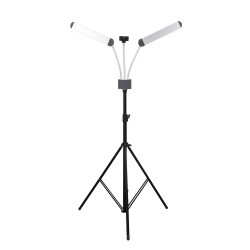 Lampa LED melna grima un skropstu meistariem uz statīva CL 18 Lampa LED melna grima un skropstu meistariem uz statīva CL 18