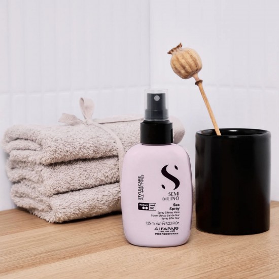 Alfaparf Semi Di Lino Style&Care Sea Spray vidējas fiksācijas sāls sprejs matiem 125ml