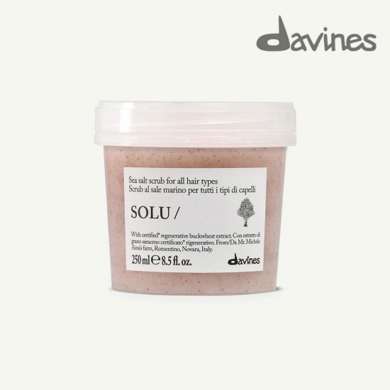 Davines Solu dziļi attīrošais skrubis ar jūras sāli 250ml