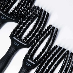 Olivia Garden Fingerbrush Combo matu suka melna L Olivia Garden Fingerbrush Combo matu suka melna L