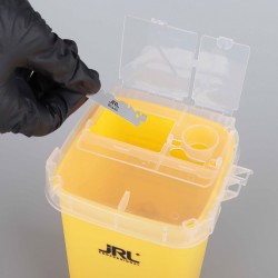 JRL Container Red konteiners izlietoto skuvekļa asmeņu un citu asu instrumentu utilizācijai JRL Container Red konteiners izlietoto skuvekļa asmeņu un citu asu instrumentu utilizācijai